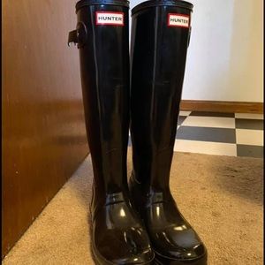 Hunter rain boots tall
